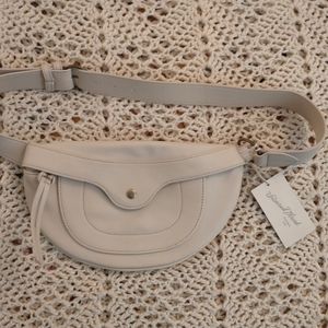 Cream Faux Leather Universal Thread Fanny Pack